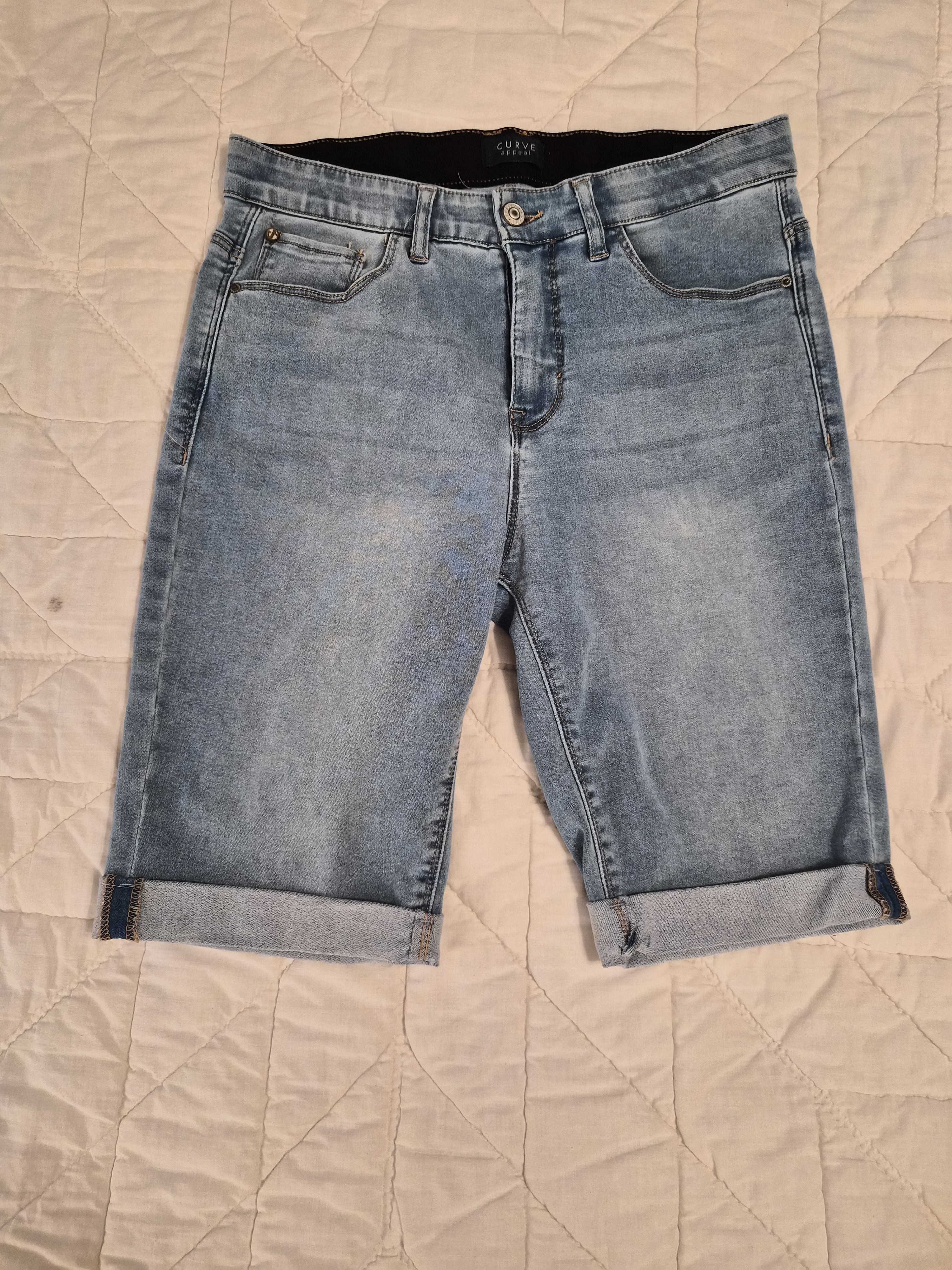 Curve Appeal High Rise Bermuda Shorts W/ Comfort Waistband- Sizee 8/29